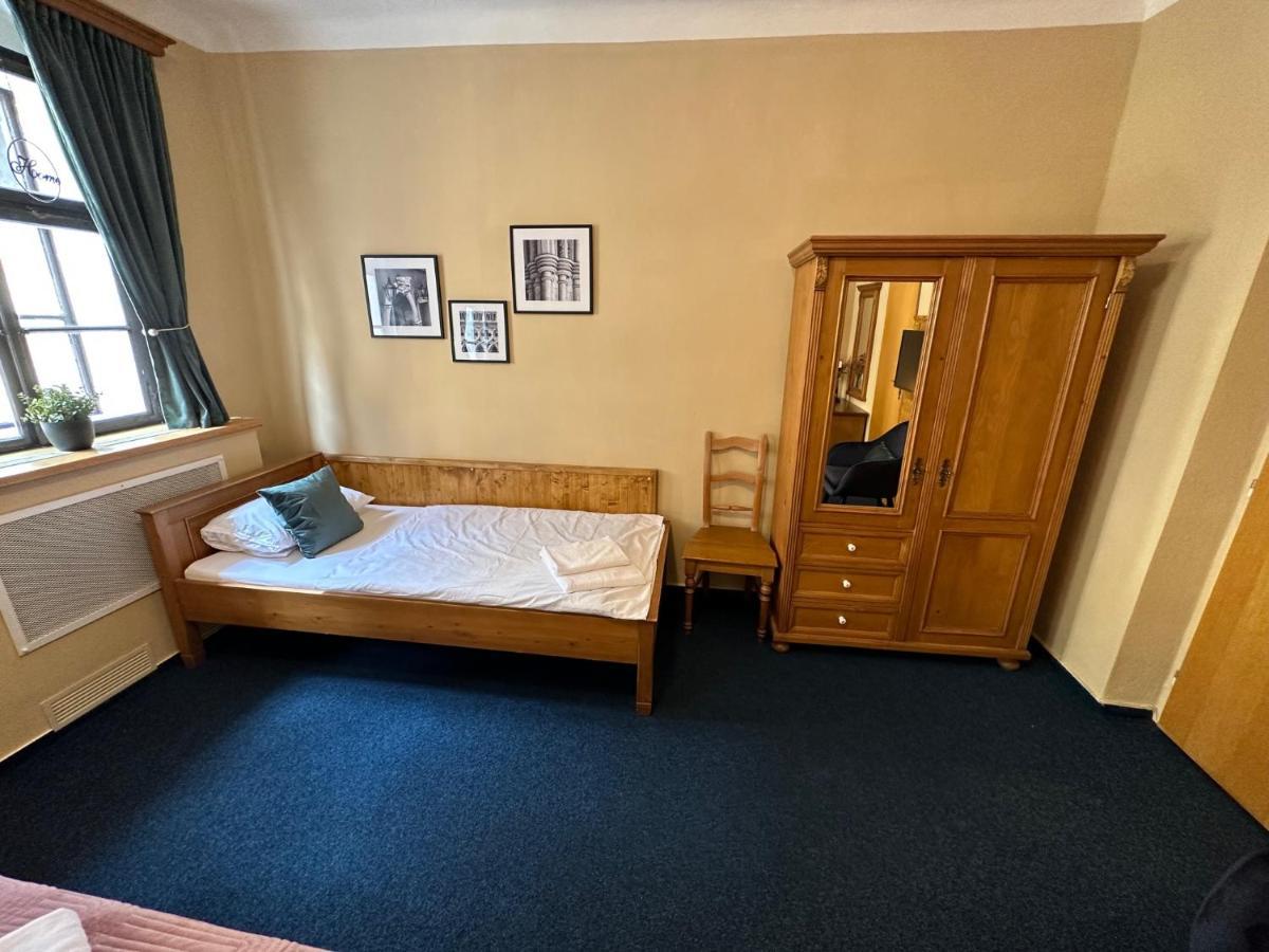 Penzion Hrncir Кутна Гора Номер фото